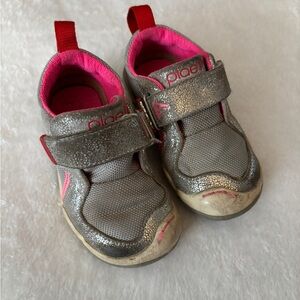 PLAE Kids Sneakers - Silver and Pink